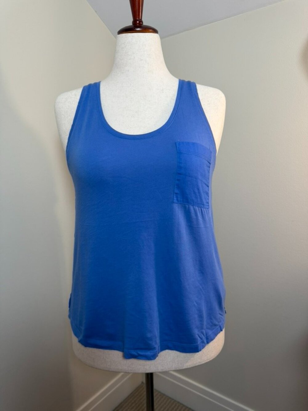 💙 If Tank Tops Had LinkedIn Profiles | Gap Designed & Crafted Mixed Media Tank